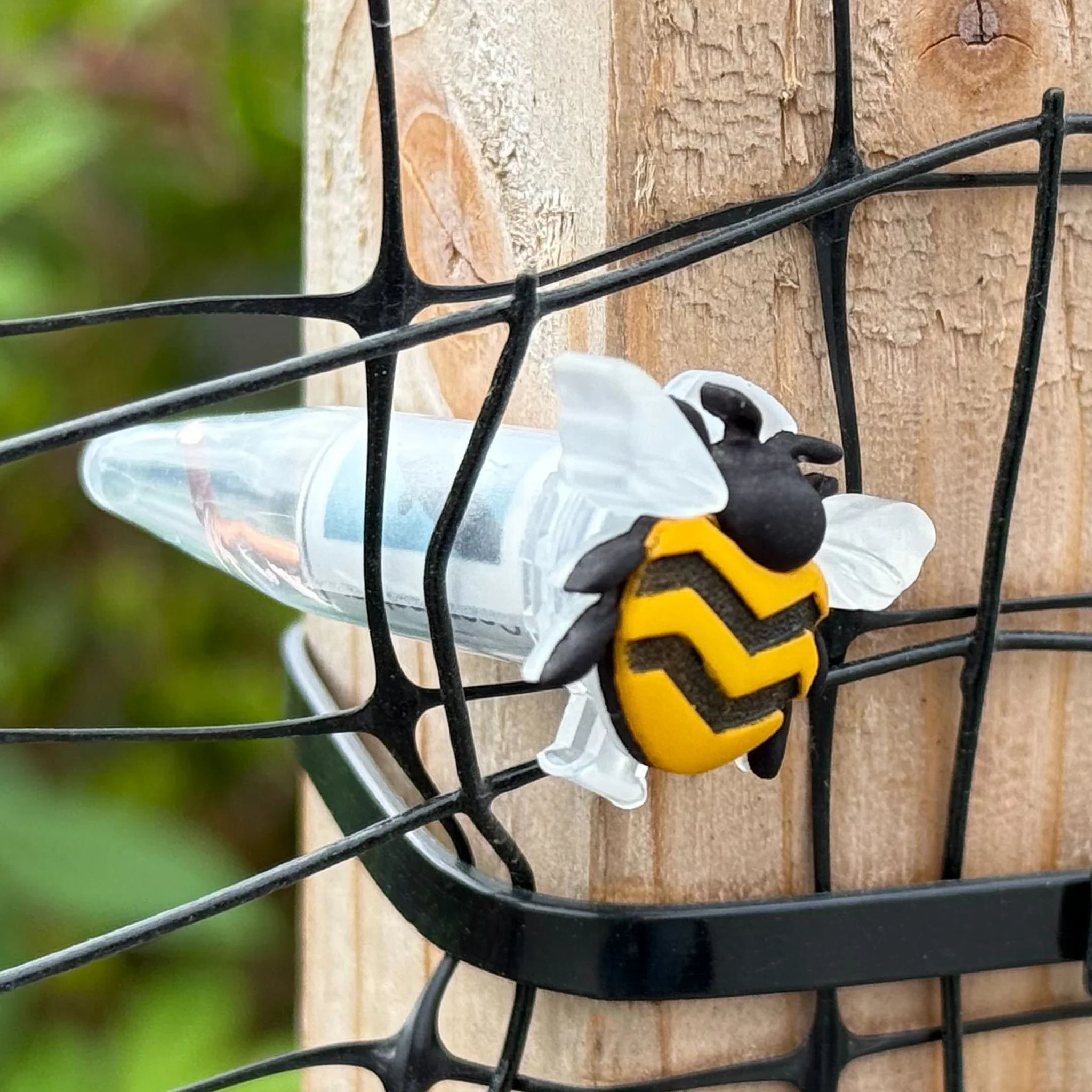 Bumblebee Nano Tube Geocache Container - Image 2