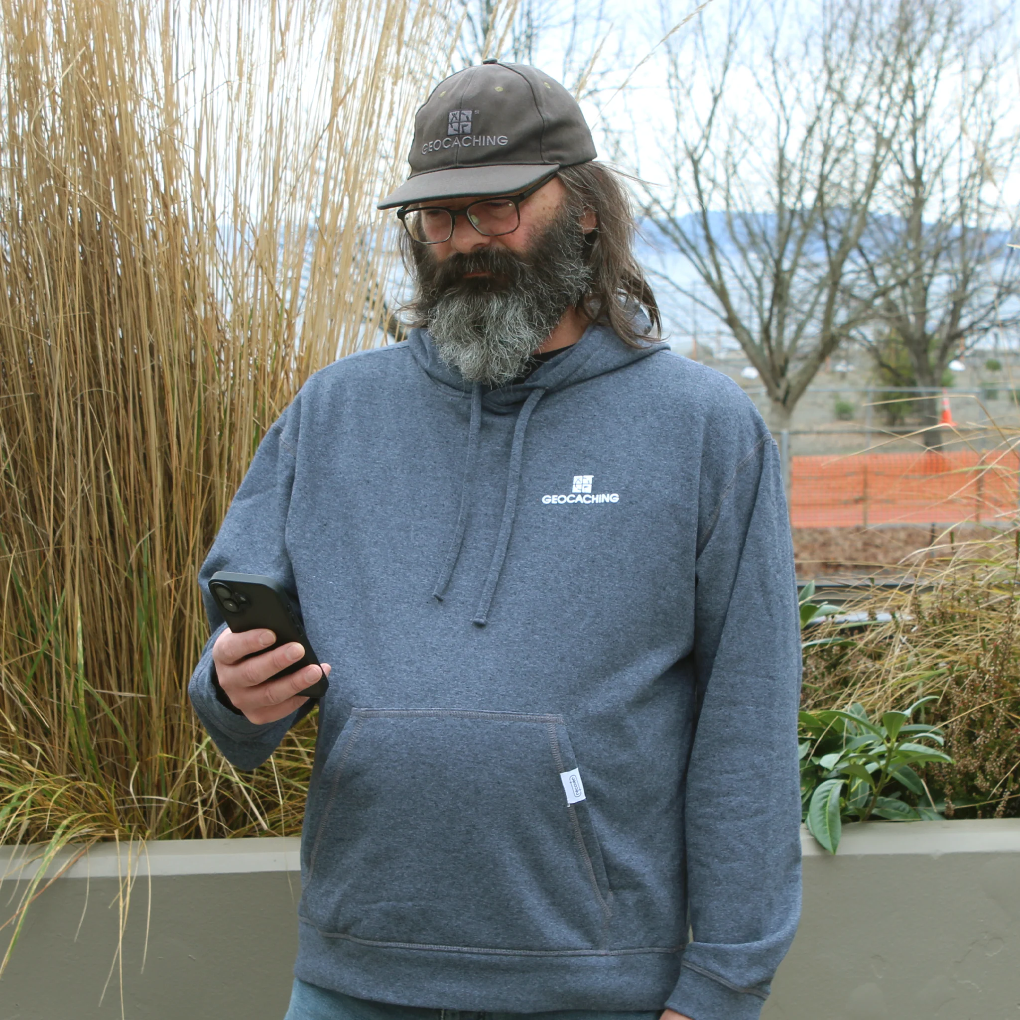 Geocaching Logo Pullover Hoodie - Charcoal - Image 2